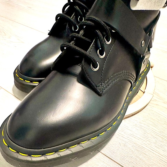 NEW Dr. Martens Unisex Fusion Cristofor Boots- size 6wms - Picture 15 of 16